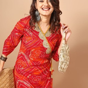Floral Printed V-Neck Straight Kurta With Trouser & Dupatta